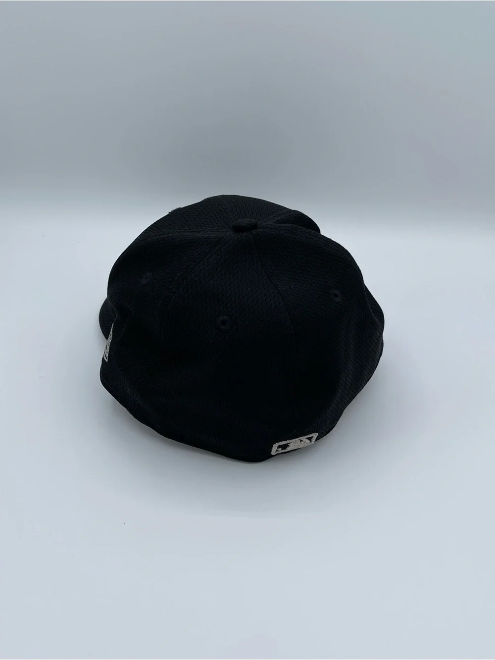 New Era Black Chicago White Sox Black-on-Black Fitted Hat